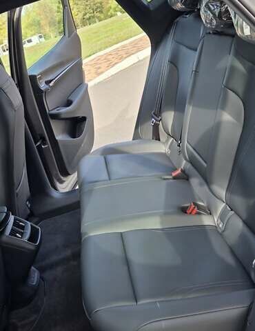 Сірий Фольксваген ID. Unyx, об'ємом двигуна 0 л та пробігом 1 тис. км за 30000 $, фото 16 на Automoto.ua