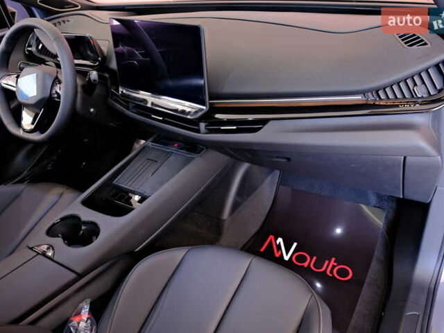 Серый Фольксваген ID. Unyx, объемом двигателя 0 л и пробегом 1 тыс. км за 31900 $, фото 47 на Automoto.ua