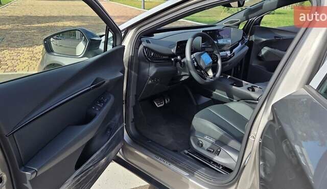 Сірий Фольксваген ID. Unyx, об'ємом двигуна 0 л та пробігом 1 тис. км за 30000 $, фото 9 на Automoto.ua