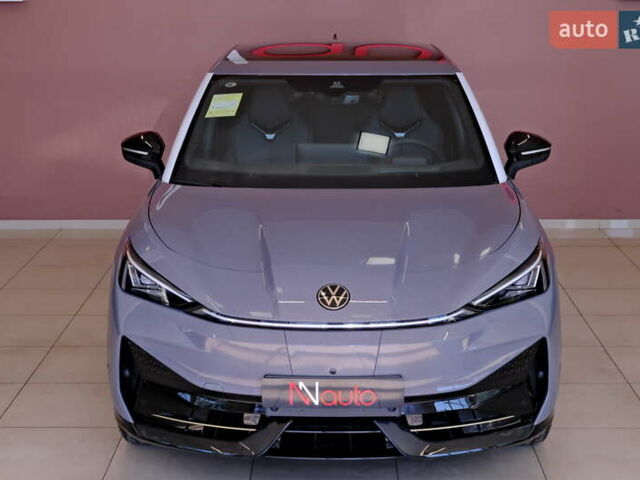 Серый Фольксваген ID. Unyx, объемом двигателя 0 л и пробегом 1 тыс. км за 31900 $, фото 1 на Automoto.ua