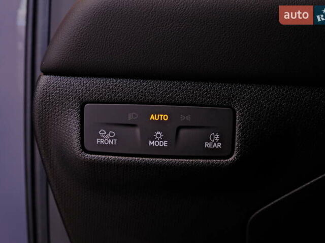 Серый Фольксваген ID. Unyx, объемом двигателя 0 л и пробегом 1 тыс. км за 31900 $, фото 31 на Automoto.ua