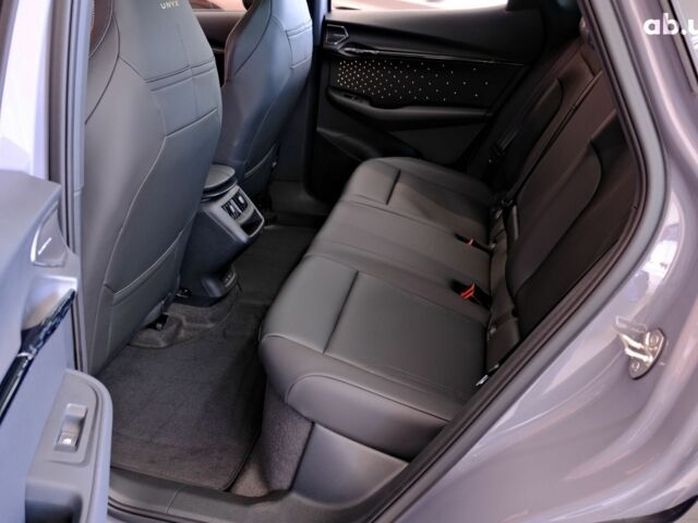 Серый Фольксваген ID. Unyx, объемом двигателя 0 л и пробегом 0 тыс. км за 31900 $, фото 7 на Automoto.ua