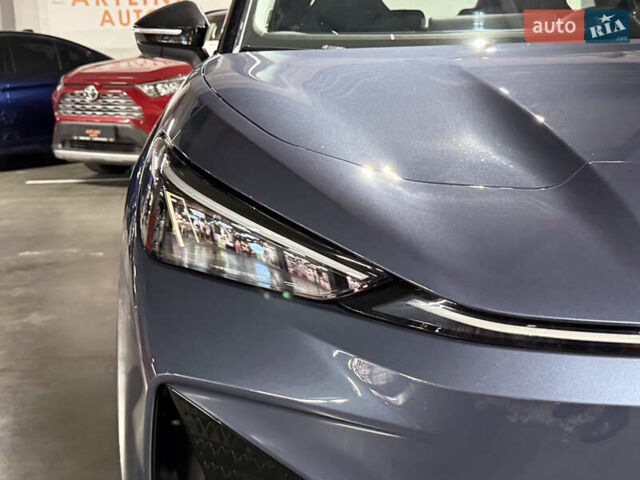 Синий Фольксваген ID. Unyx, объемом двигателя 0 л и пробегом 1 тыс. км за 29400 $, фото 39 на Automoto.ua