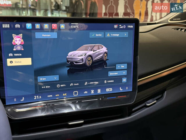 Синий Фольксваген ID. Unyx, объемом двигателя 0 л и пробегом 1 тыс. км за 29400 $, фото 30 на Automoto.ua