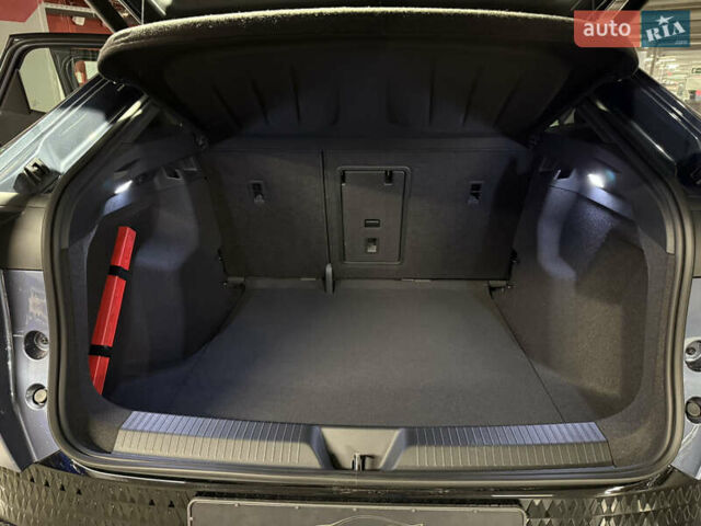 Синий Фольксваген ID. Unyx, объемом двигателя 0 л и пробегом 1 тыс. км за 29400 $, фото 9 на Automoto.ua