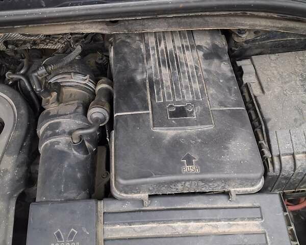 Чорний Фольксваген Suran, об'ємом двигуна 2 л та пробігом 299 тис. км за 12200 $, фото 14 на Automoto.ua