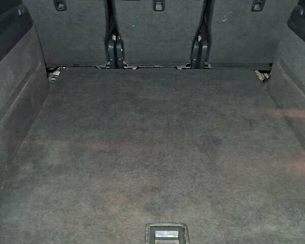 Чорний Фольксваген Suran, об'ємом двигуна 2 л та пробігом 299 тис. км за 12200 $, фото 5 на Automoto.ua