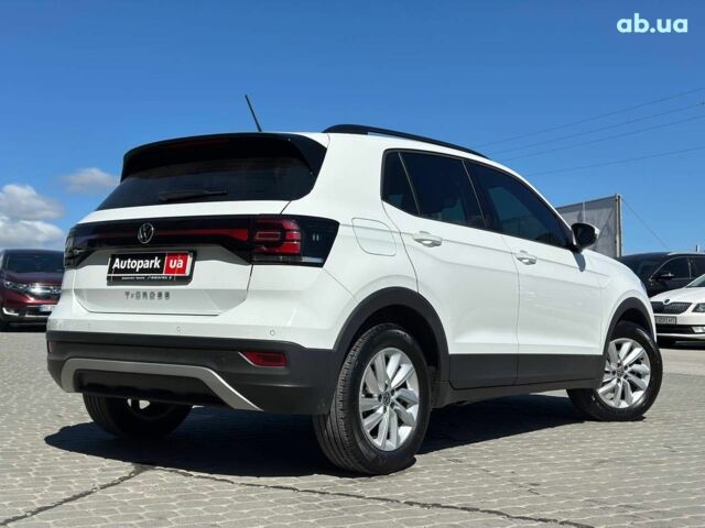 Белый Фольксваген T-Cross, объемом двигателя 1 л и пробегом 30 тыс. км за 22890 $, фото 8 на Automoto.ua