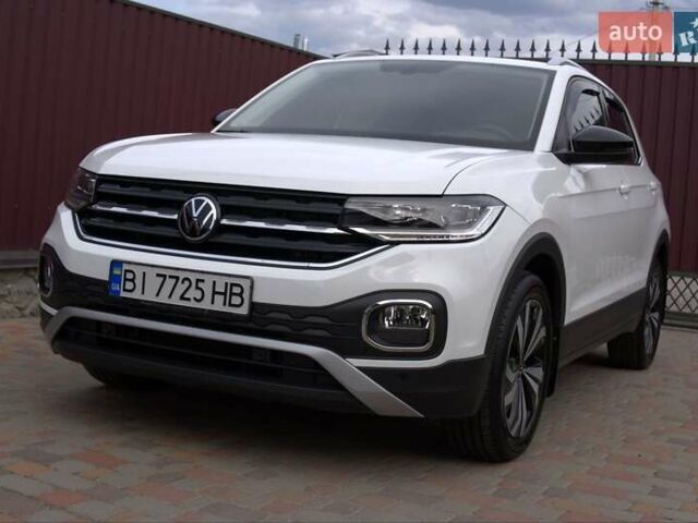 Белый Фольксваген T-Cross, объемом двигателя 1 л и пробегом 29 тыс. км за 21500 $, фото 12 на Automoto.ua
