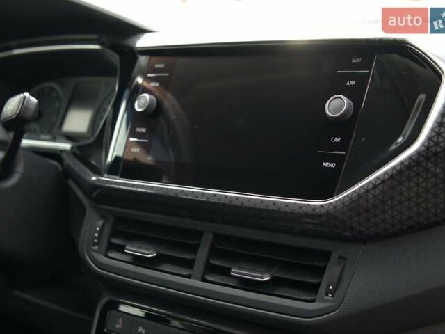 Белый Фольксваген T-Cross, объемом двигателя 1 л и пробегом 29 тыс. км за 21500 $, фото 10 на Automoto.ua