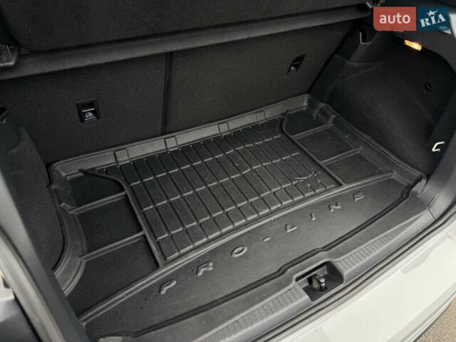 Білий Фольксваген T-Cross, об'ємом двигуна 1.5 л та пробігом 25 тис. км за 29000 $, фото 25 на Automoto.ua