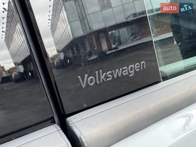 Білий Фольксваген T-Cross, об'ємом двигуна 1.5 л та пробігом 25 тис. км за 29499 $, фото 23 на Automoto.ua