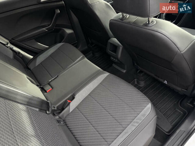 Білий Фольксваген T-Cross, об'ємом двигуна 1.5 л та пробігом 25 тис. км за 29499 $, фото 26 на Automoto.ua