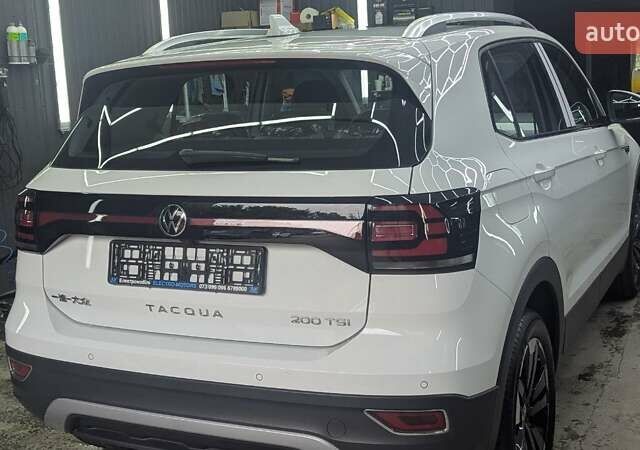Белый Фольксваген T-Cross, объемом двигателя 1.2 л и пробегом 1 тыс. км за 21999 $, фото 32 на Automoto.ua