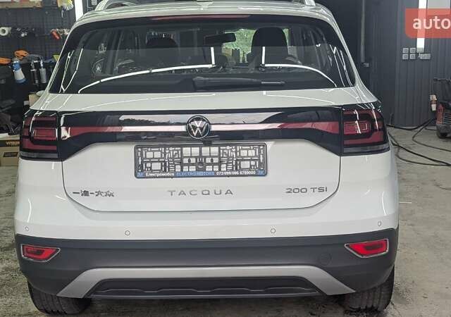 Белый Фольксваген T-Cross, объемом двигателя 1.2 л и пробегом 1 тыс. км за 21999 $, фото 35 на Automoto.ua