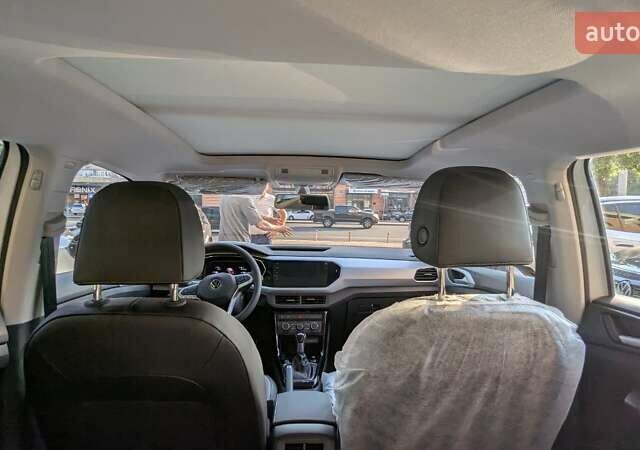 Белый Фольксваген T-Cross, объемом двигателя 1.2 л и пробегом 1 тыс. км за 21999 $, фото 65 на Automoto.ua