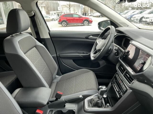 Фольксваген T-Cross, об'ємом двигуна 1 л та пробігом 5 тис. км за 27061 $, фото 14 на Automoto.ua