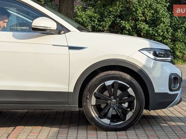 купить новое авто Фольксваген T-Cross 2024 года от официального дилера Чабан Вячеслав Фольксваген фото