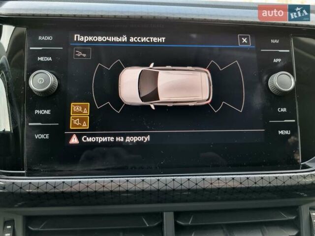 Серый Фольксваген T-Cross, объемом двигателя 1.6 л и пробегом 115 тыс. км за 23999 $, фото 84 на Automoto.ua