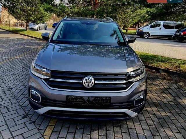 Серый Фольксваген T-Cross, объемом двигателя 1.6 л и пробегом 115 тыс. км за 23499 $, фото 22 на Automoto.ua