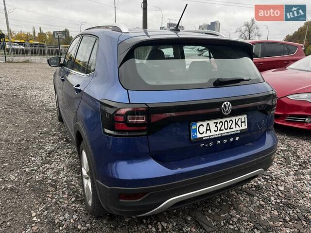 Фольксваген T-Cross 2020 в Киеве на Automoto.ua Синий Фольксваген T-Cross, объемом двигателя 1.6 л и пробегом 137 тыс. км за 19950 $, фото 5 на Automoto.ua