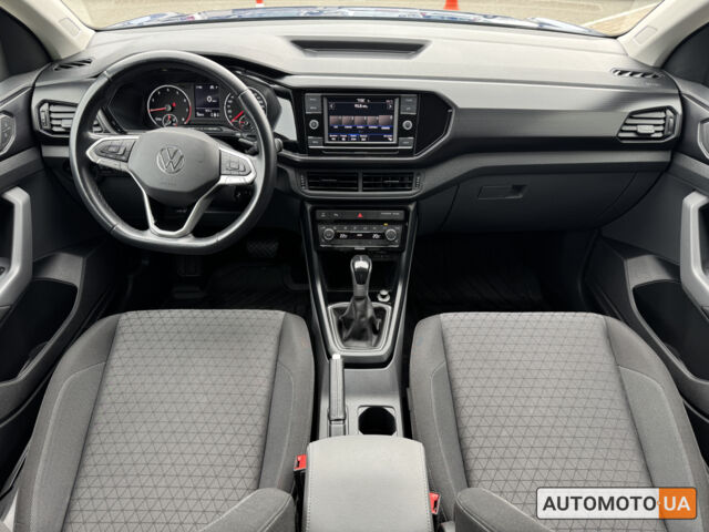 Синий Фольксваген T-Cross, объемом двигателя 1 л и пробегом 35 тыс. км за 19700 $, фото 12 на Automoto.ua