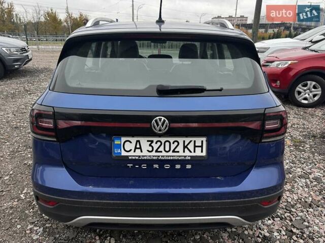 Фольксваген T-Cross 2020 в Киеве на Automoto.ua Синий Фольксваген T-Cross, объемом двигателя 1.6 л и пробегом 137 тыс. км за 19950 $, фото 4 на Automoto.ua