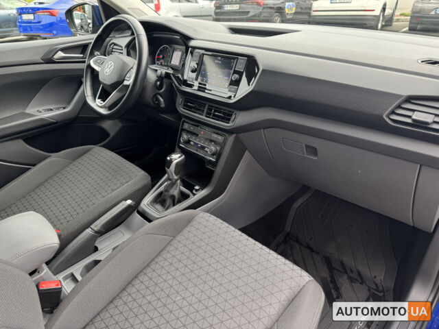 Синий Фольксваген T-Cross, объемом двигателя 1 л и пробегом 35 тыс. км за 19700 $, фото 11 на Automoto.ua