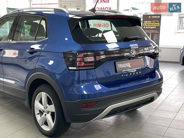 Синий Фольксваген T-Cross, объемом двигателя 1.6 л и пробегом 135 тыс. км за 19990 $, фото 13 на Automoto.ua