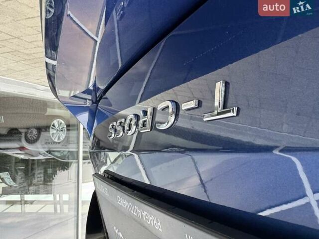 Синий Фольксваген T-Cross, объемом двигателя 1 л и пробегом 35 тыс. км за 19300 $, фото 30 на Automoto.ua