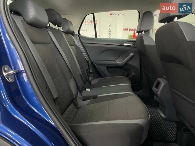 Синий Фольксваген T-Cross, объемом двигателя 1.6 л и пробегом 135 тыс. км за 19990 $, фото 42 на Automoto.ua