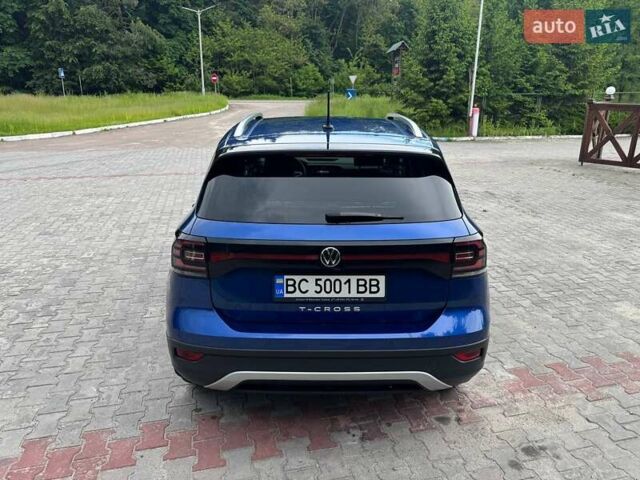 Синій Фольксваген T-Cross, об'ємом двигуна 1 л та пробігом 73 тис. км за 18777 $, фото 7 на Automoto.ua