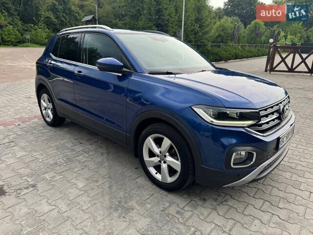 Синій Фольксваген T-Cross, об'ємом двигуна 1 л та пробігом 73 тис. км за 18777 $, фото 4 на Automoto.ua