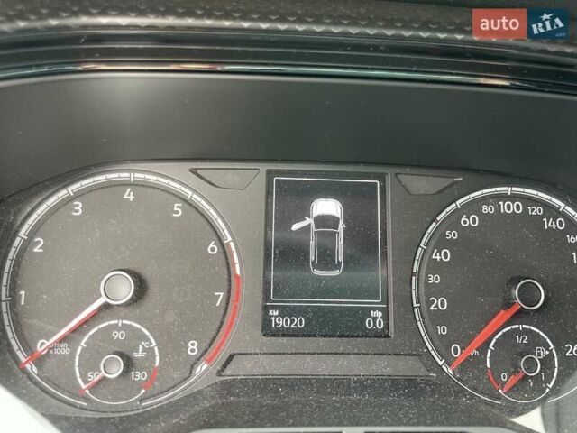 Синій Фольксваген T-Cross, об'ємом двигуна 1 л та пробігом 19 тис. км за 14500 $, фото 8 на Automoto.ua
