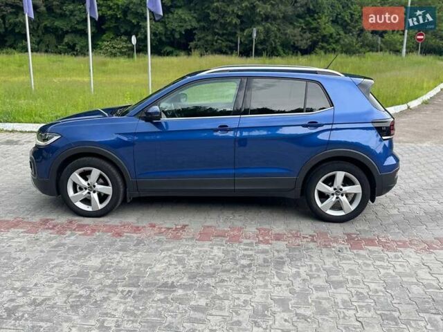 Синій Фольксваген T-Cross, об'ємом двигуна 1 л та пробігом 73 тис. км за 18777 $, фото 1 на Automoto.ua