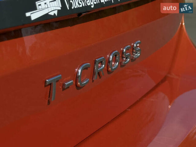 Помаранчевий Фольксваген T-Cross, об'ємом двигуна 1 л та пробігом 79 тис. км за 18500 $, фото 17 на Automoto.ua