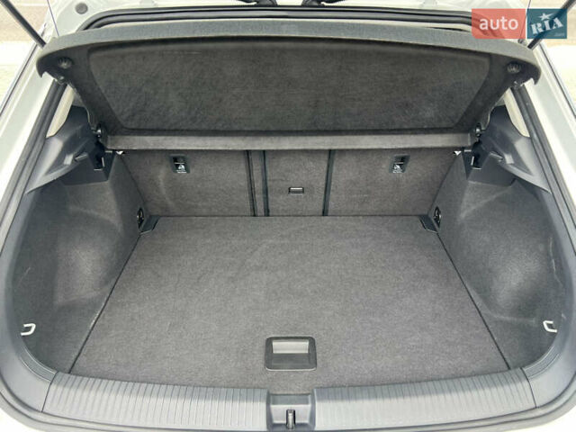 Білий Фольксваген Ті-Рок, об'ємом двигуна 1.97 л та пробігом 191 тис. км за 19713 $, фото 25 на Automoto.ua