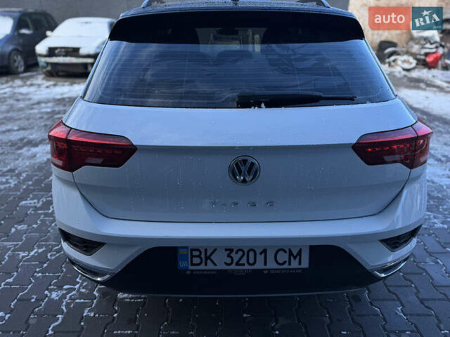 Белый Фольксваген Ти-Рок, объемом двигателя 1.5 л и пробегом 116 тыс. км за 21700 $, фото 14 на Automoto.ua