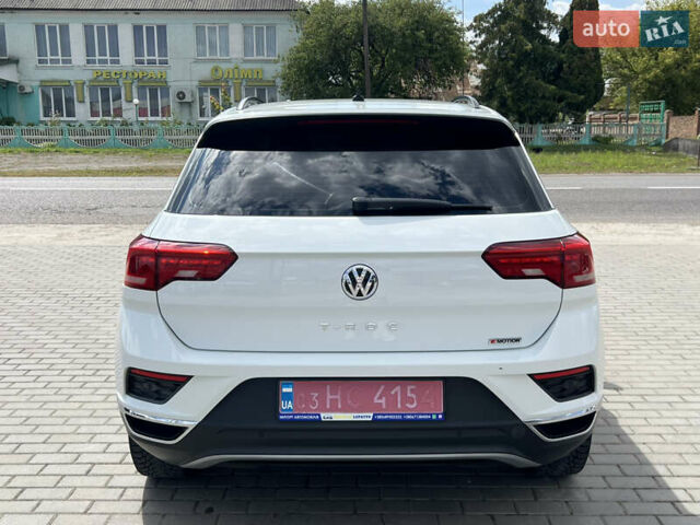 Білий Фольксваген Ті-Рок, об'ємом двигуна 1.97 л та пробігом 191 тис. км за 19713 $, фото 5 на Automoto.ua