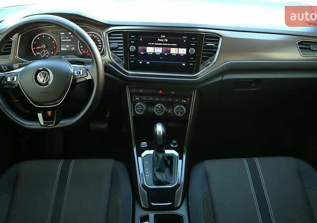 Белый Фольксваген Ти-Рок, объемом двигателя 1.5 л и пробегом 119 тыс. км за 20699 $, фото 7 на Automoto.ua