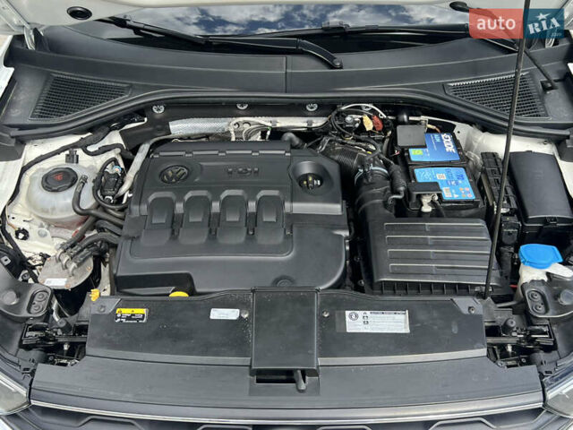 Білий Фольксваген Ті-Рок, об'ємом двигуна 1.97 л та пробігом 191 тис. км за 19713 $, фото 11 на Automoto.ua