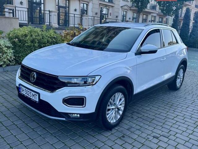 Фольксваген Ти-Рок 2019 в Одессе на Automoto.ua Белый Фольксваген Ти-Рок, объемом двигателя 1.5 л и пробегом 71 тыс. км за 19999 $, фото 19 на Automoto.ua