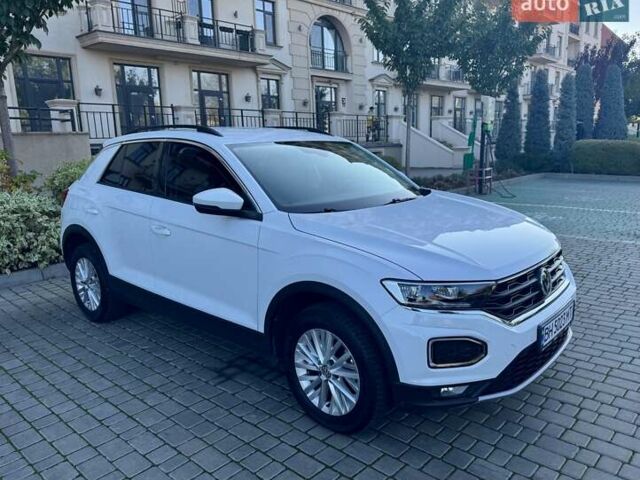 Фольксваген Ти-Рок 2019 в Одессе на Automoto.ua Белый Фольксваген Ти-Рок, объемом двигателя 1.5 л и пробегом 71 тыс. км за 19999 $, фото 14 на Automoto.ua