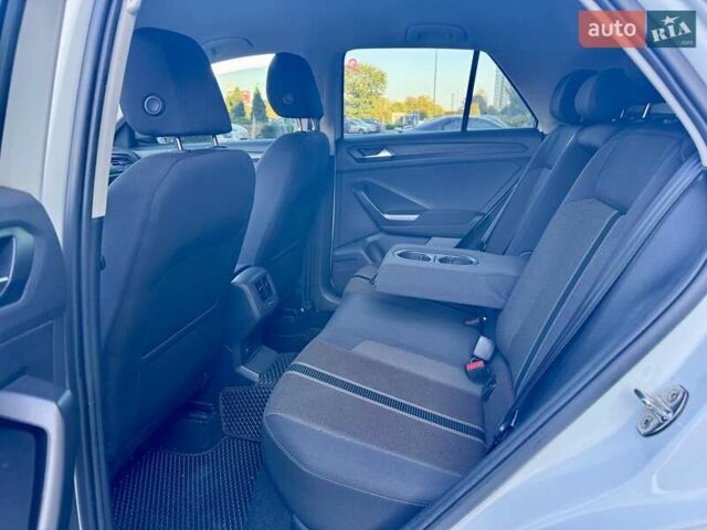 Фольксваген Ти-Рок 2019 в Одессе на Automoto.ua Белый Фольксваген Ти-Рок, объемом двигателя 1.5 л и пробегом 71 тыс. км за 19999 $, фото 32 на Automoto.ua