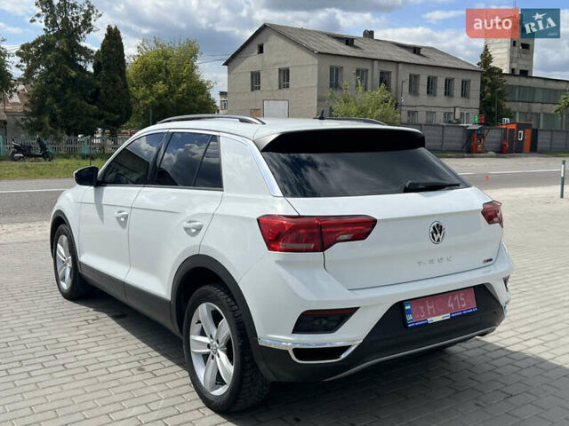 Білий Фольксваген Ті-Рок, об'ємом двигуна 1.97 л та пробігом 191 тис. км за 19713 $, фото 4 на Automoto.ua