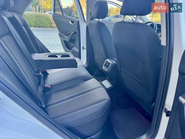 Фольксваген Ти-Рок 2019 в Одессе на Automoto.ua Белый Фольксваген Ти-Рок, объемом двигателя 1.5 л и пробегом 71 тыс. км за 19999 $, фото 37 на Automoto.ua