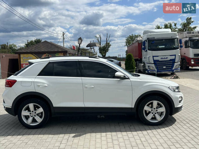 Білий Фольксваген Ті-Рок, об'ємом двигуна 1.97 л та пробігом 191 тис. км за 19713 $, фото 7 на Automoto.ua