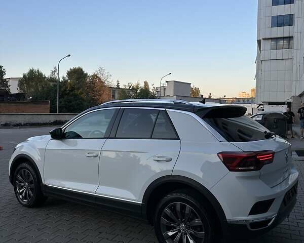 Білий Фольксваген Ті-Рок, об'ємом двигуна 1.5 л та пробігом 55 тис. км за 24999 $, фото 14 на Automoto.ua