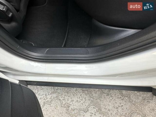 Білий Фольксваген Ті-Рок, об'ємом двигуна 1.5 л та пробігом 61 тис. км за 24499 $, фото 21 на Automoto.ua