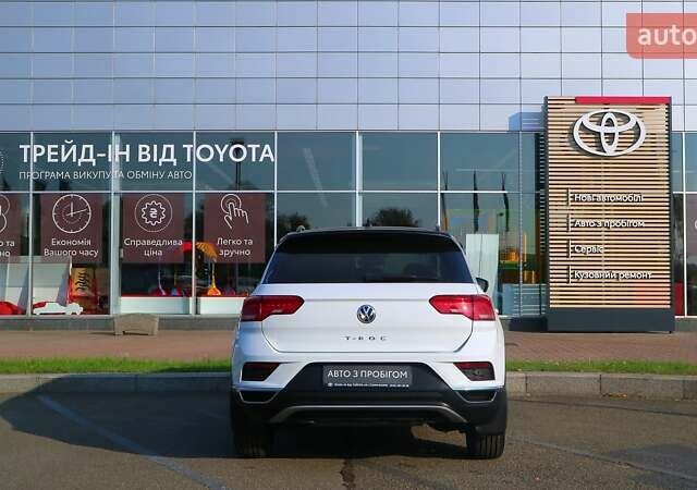 Белый Фольксваген Ти-Рок, объемом двигателя 1.5 л и пробегом 119 тыс. км за 20699 $, фото 3 на Automoto.ua